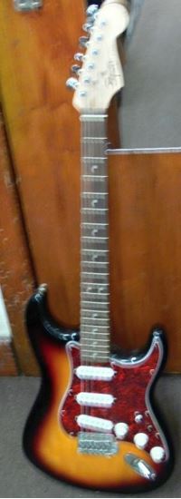 Picture of SQUIER STRAT BY FENDER GUITAR