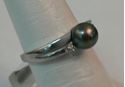 Picture of 10K WHITE GOLD RING WITH BLACK PEARL AND DIAMONDS SZ-6.5 2.7G