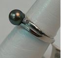 Picture of 10K WHITE GOLD RING WITH BLACK PEARL AND DIAMONDS SZ-6.5 2.7G