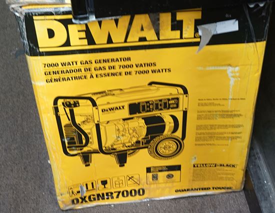 Picture of NEW Dewalt 7,000-Watt Gasoline Powered Elec Start Portable Generator. DXGNR7000