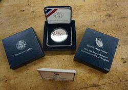 Picture of 2012 US Mint Star-Spangled Banner Commemorative Silver Dollar w box and COA 