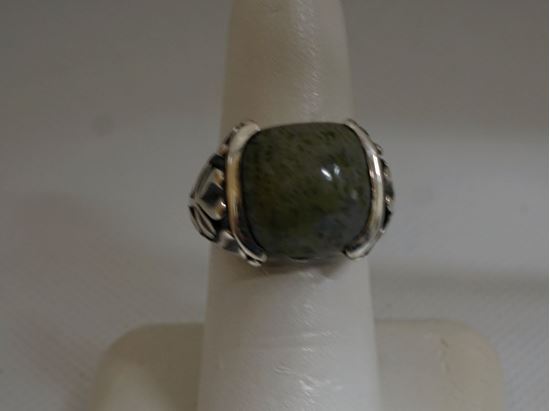Picture of STERLING SILVER RING WITH  GREEN GREEN STONE SIZE 7 8.6 GRAM TOTAL WEIGHT