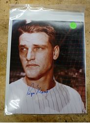 Picture of ROGER MARIS SIGNED COLORED PICTURE 8X10 WITH COA. $499
