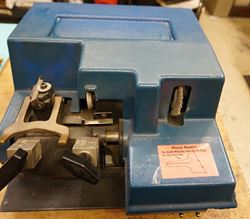 Picture of ESP LOCK  KEY CUTTING MACHINE WITH EMERSON SA55TG-843 MOTOR USED. TESTED. IN A GOOD WORKING ORDER.