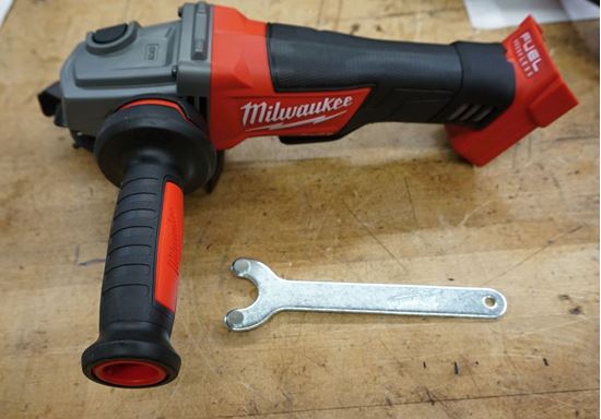 Milwaukee 2780 online grinder