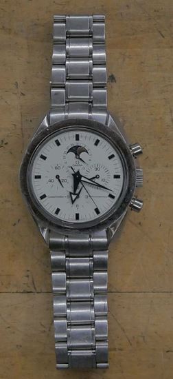 Picture of Omega Speedmaster Professional First Watch Worn on the Moon Men's Wristwatch. THE WATCH WAS JUST CLEANED AND SERVICED. 