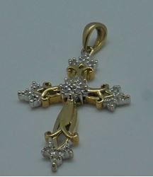 Picture of 10kt yellow gold pendant cross 2.5 grams with 0.15pts of diamonds 848865-1
