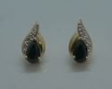 Picture of 10kt yellow gold earrings and blue centered stones 2.8 grams  834745-1