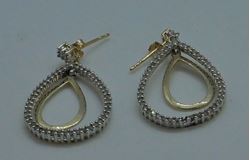Picture of 14kt yellow gold earrings with 1 carat diamonds 3.3 grams 817390-1